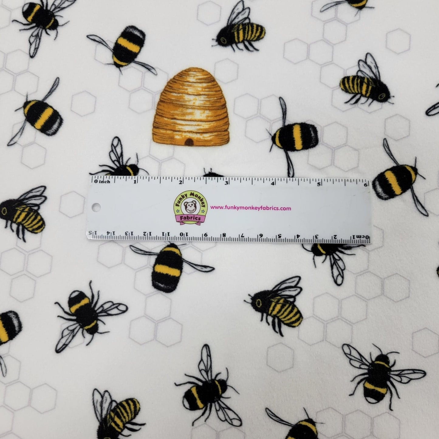 Golden Bee's Knees Digital - Shannon Fabrics Cuddle Minky (DCBEESKNEESGOLDEN)