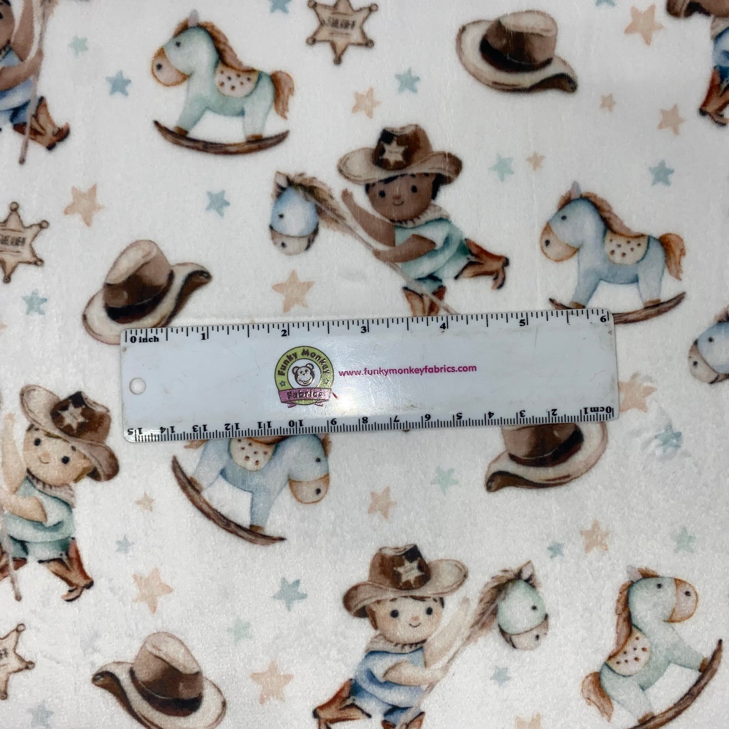 Mini Roundup Powder Digital - Shannon Fabrics Cuddle Minky