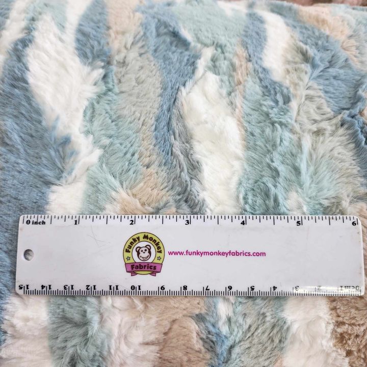 Raindrop Himalayan - Shannon Fabrics Cuddle Minky