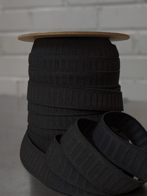 Black Non Roll 1" Elastic (758-003)