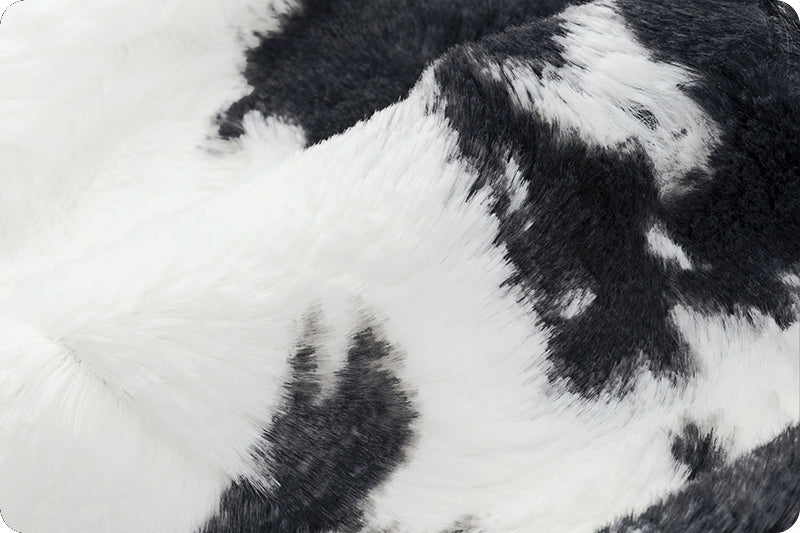 Bessie Calf Luxe - Shannon Fabrics Minky