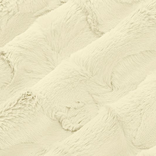 Ivory Hide - Shannon Fabrics Cuddle Minky (lchideivory)