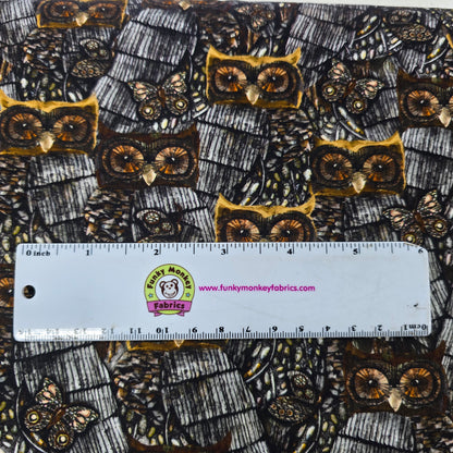 CLEARANCE Barnyard Owls Crafted Cabin - Camelot Cotton