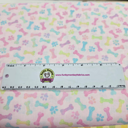 Spring Fling Bones & Paws - Fabric Traditions Cotton