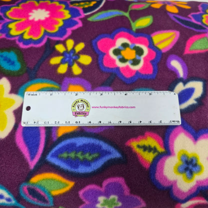 Berry Bright Blooms Anti-Pill Winter - Windham Fleece