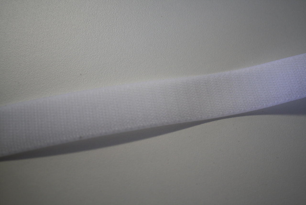 Adhesive 25mm/1in White Hook (46_H-001)