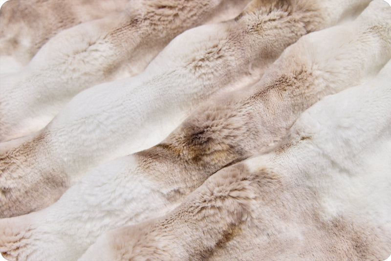 Truffle Powderpuff Sorbet - Shannon Fabrics Cuddle Minky (lcspowderpufftruffle)