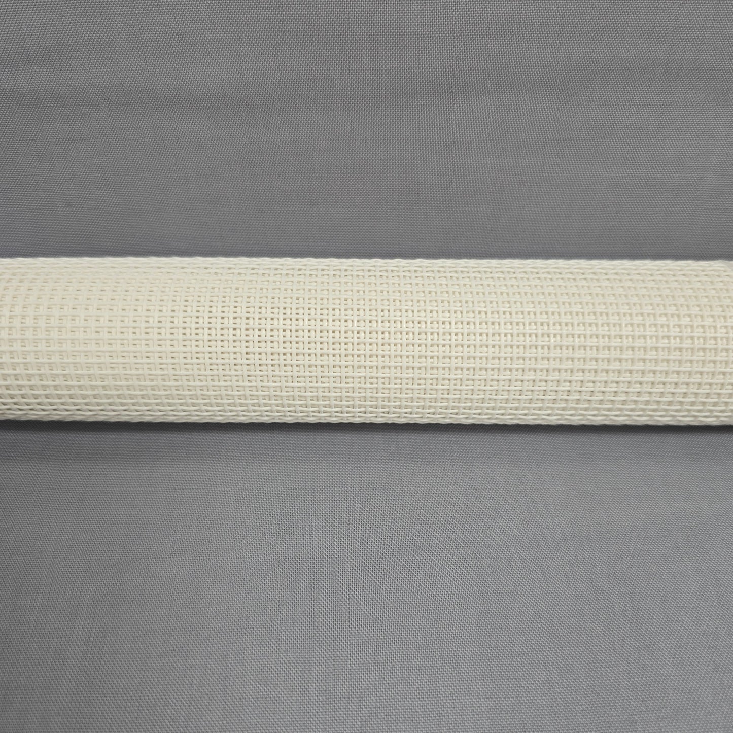 White - Sew Easy Vinyl Mesh - 18in X 36in