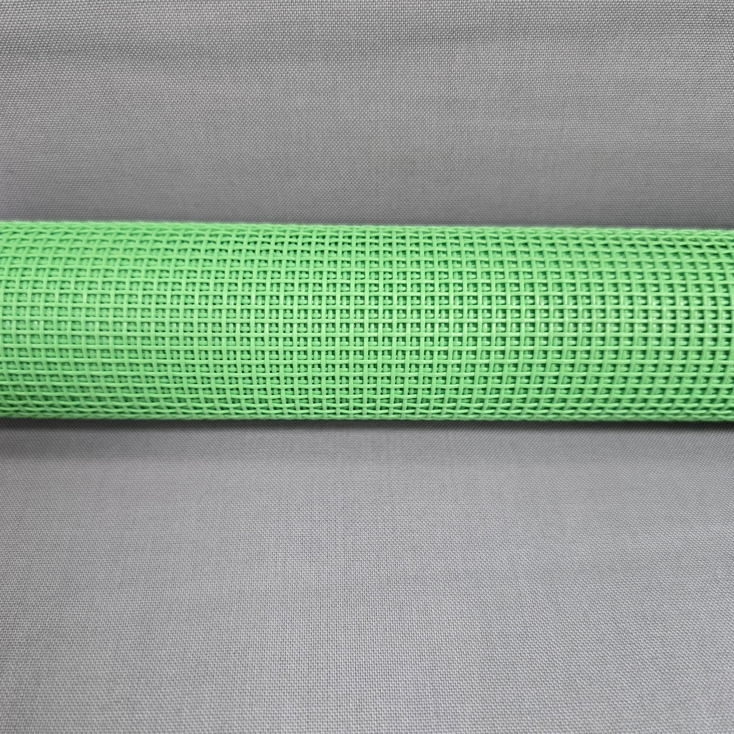 Bright Green - Sew Easy Vinyl Mesh - 18in X 36in